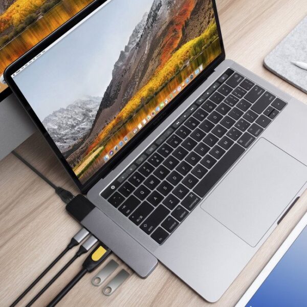 HyperDrive 4-in-1 USB-C Hub pro iPad Pro - Stříbrný